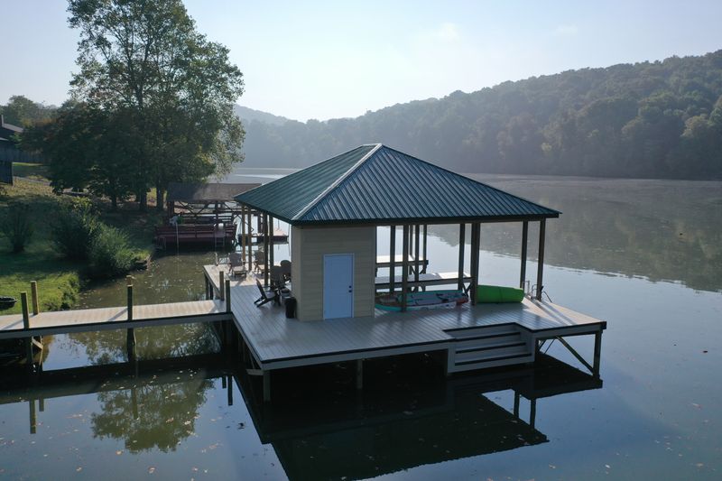 Custom cove dock build on Watts Bar