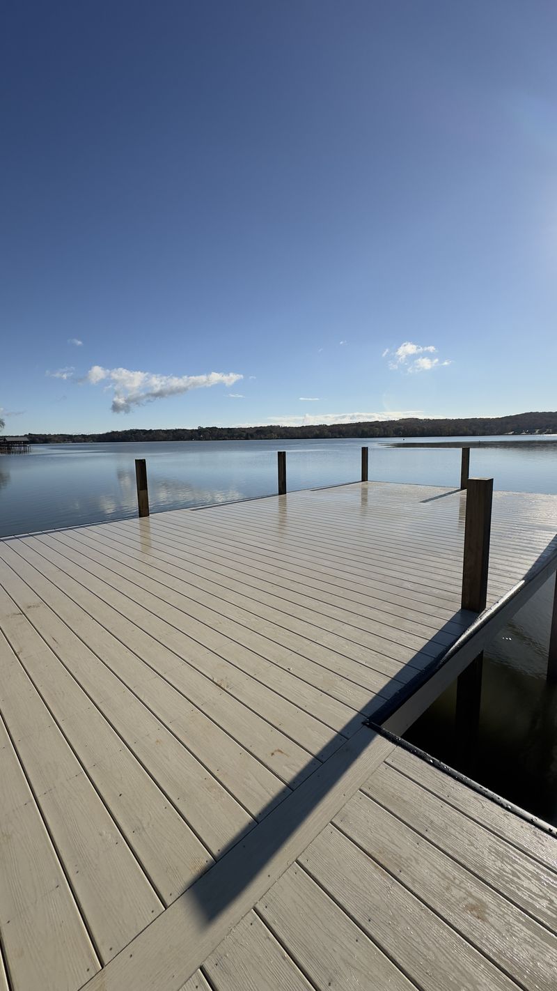 Blue Horizon crew building a custom dock on Norris Lake